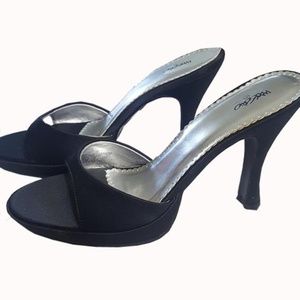 Mossimo Black Sandal Heel Pump Size 6